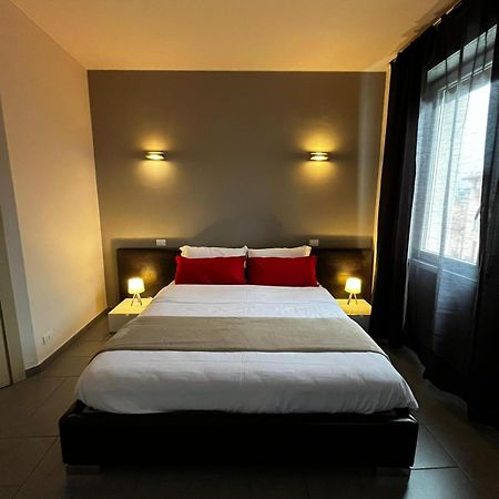 Sleep & Fly Bgy Airport-Station-Center Appartement Bergamo Buitenkant foto