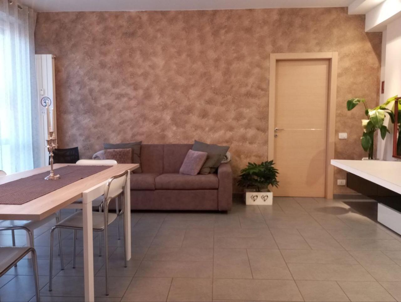 Sleep & Fly Bgy Airport-Station-Center Appartement Bergamo Buitenkant foto