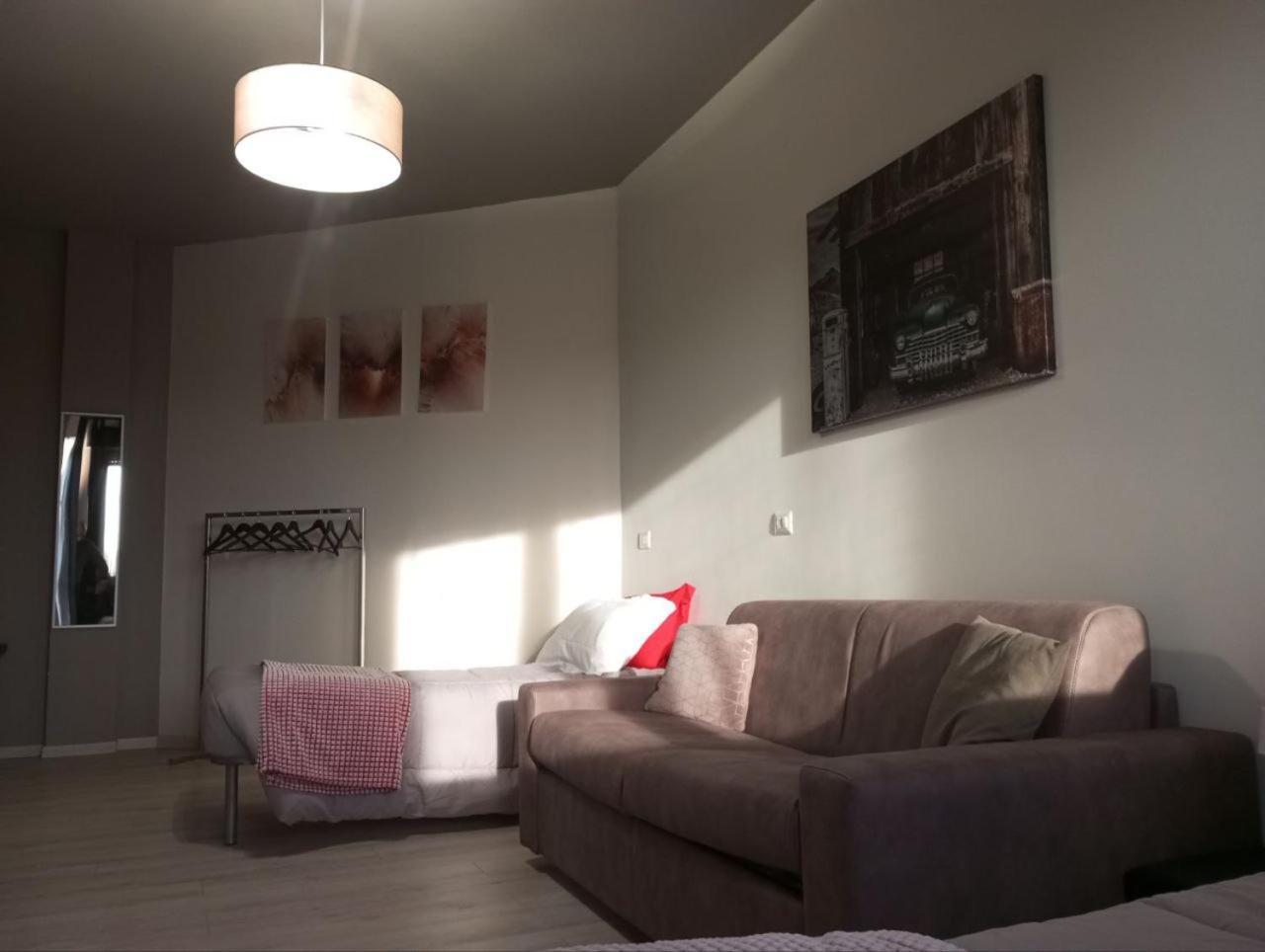 Sleep & Fly Bgy Airport-Station-Center Appartement Bergamo Buitenkant foto